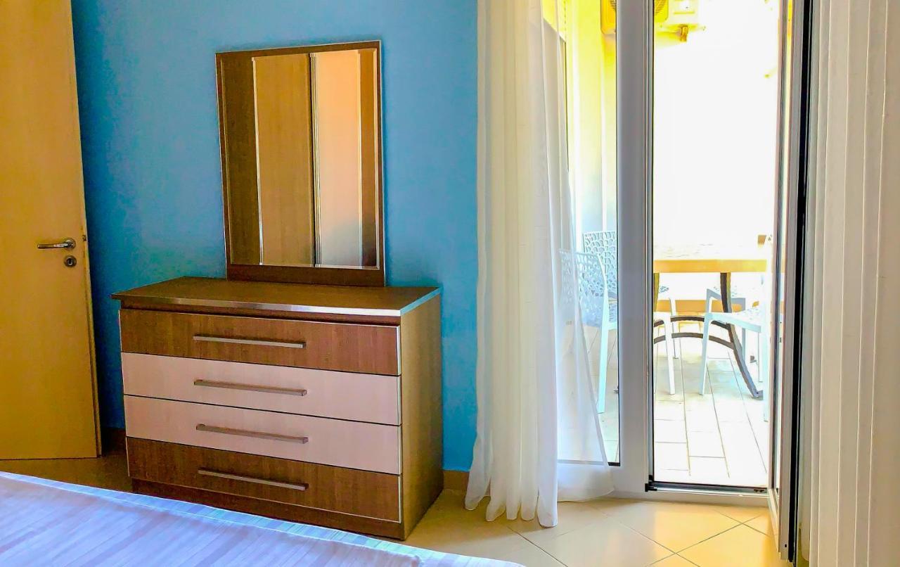 Endy Apartaments Bashkia e Orikumit Exteriör bild