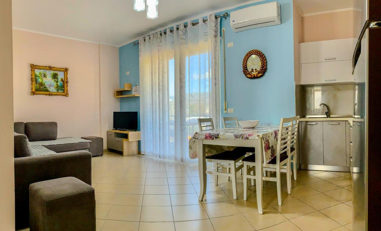 Endy Apartaments Bashkia e Orikumit Exteriör bild