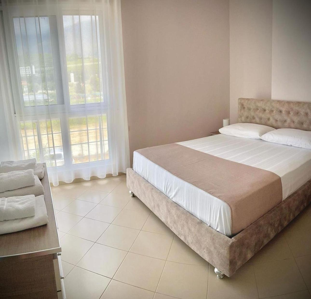 Endy Apartaments Bashkia e Orikumit Exteriör bild