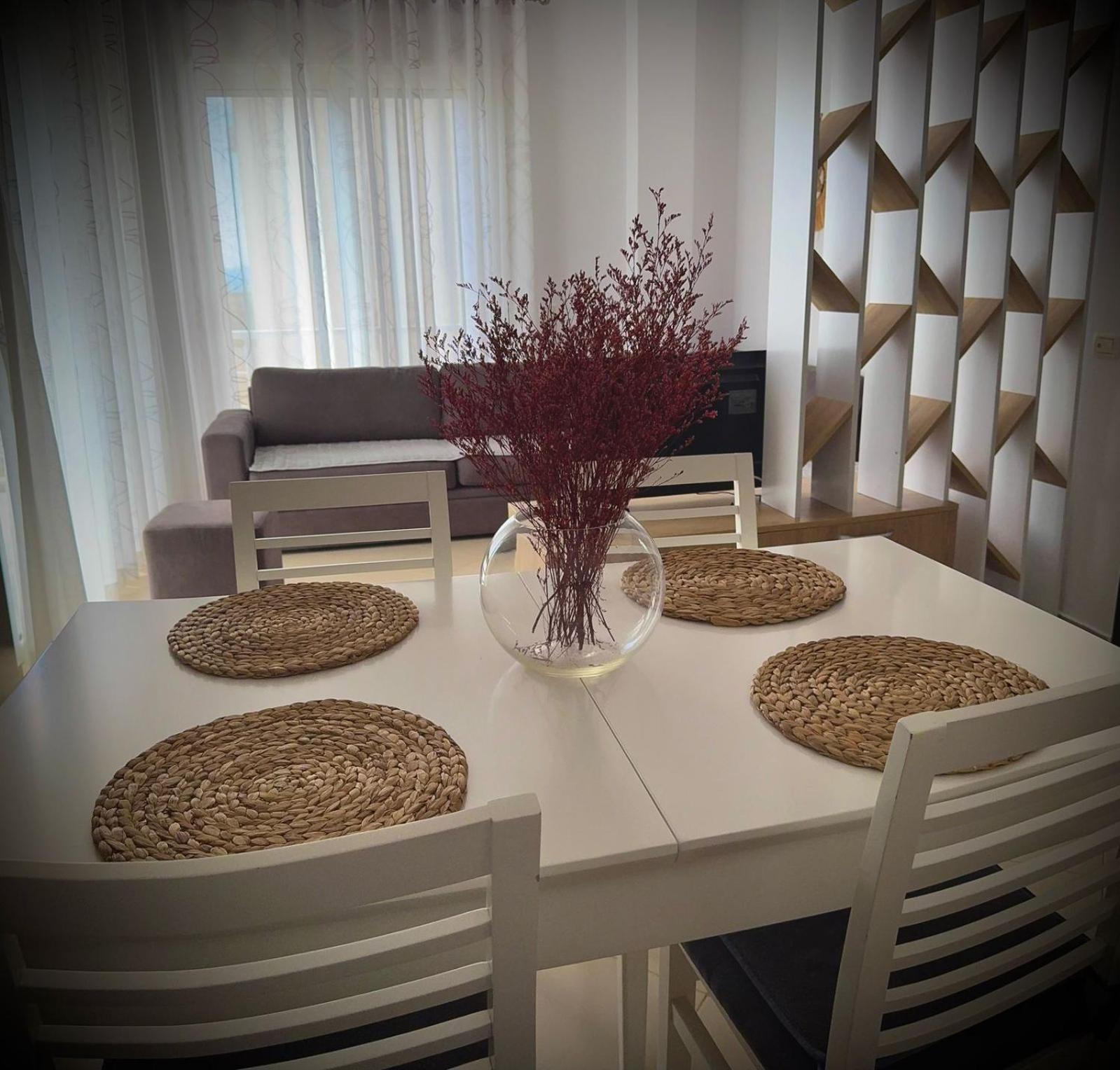 Endy Apartaments Bashkia e Orikumit Exteriör bild
