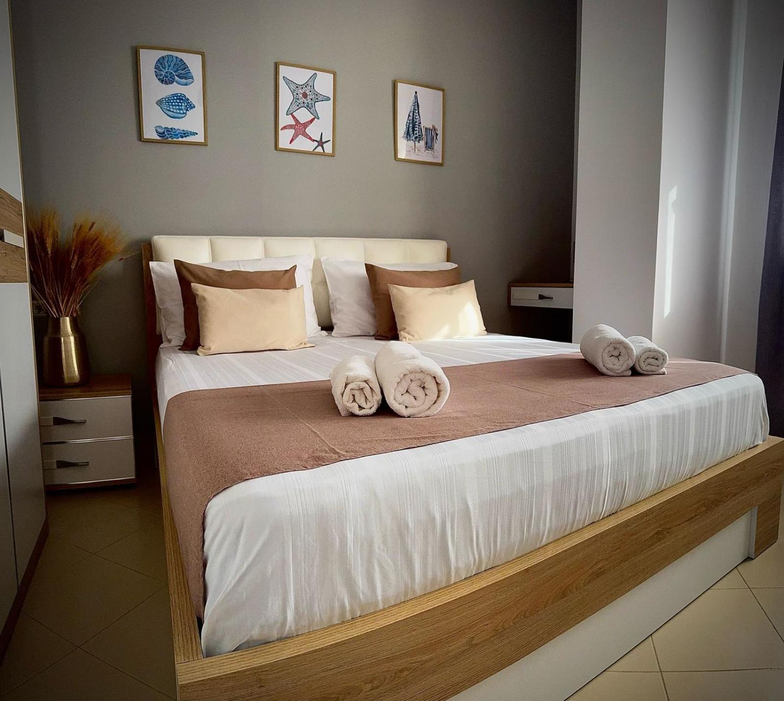Endy Apartaments Bashkia e Orikumit Exteriör bild