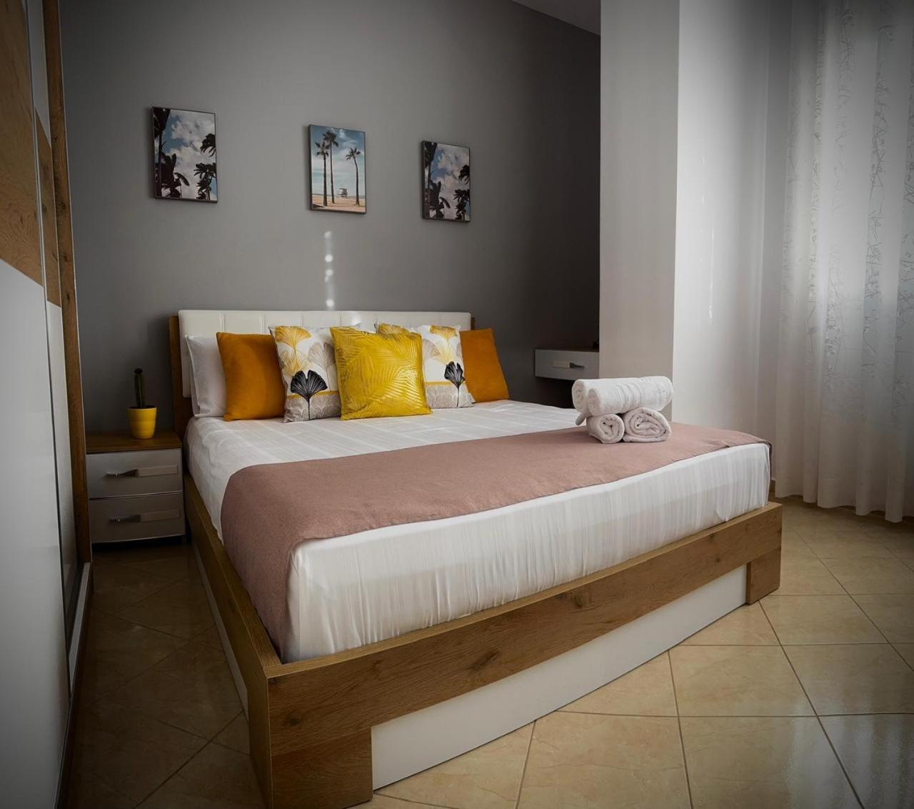 Endy Apartaments Bashkia e Orikumit Exteriör bild